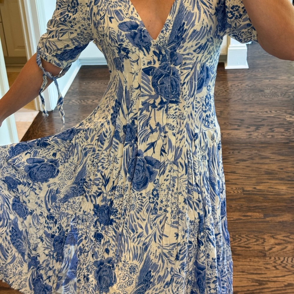Free People Blue and Cream Floral Midi Dress